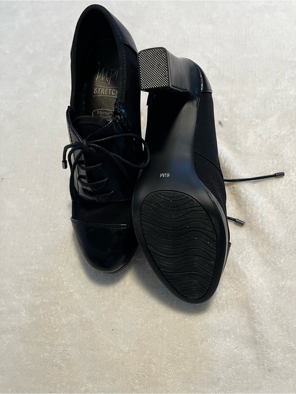 🌟 Impo Stretch Memory Foam Black Heeled Oxford Booties – Women’s Size 6M 🌟 - Picture 4 of 5